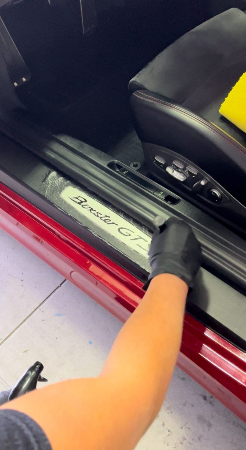 Intérieur BMW M après detailing